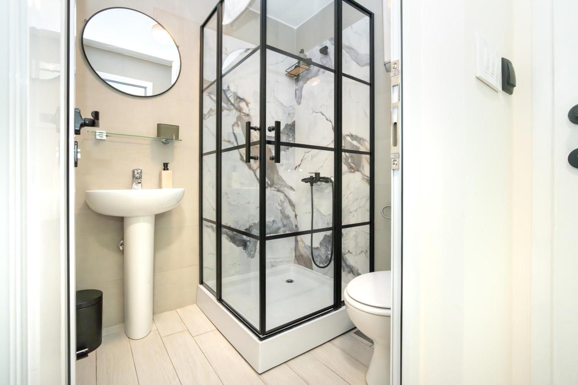 7 Hills Rooms Podgorica Ngoại thất bức ảnh
